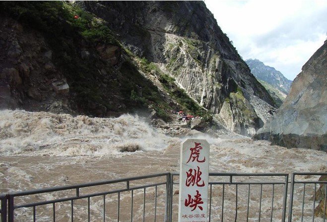 麗江古城、拉市海、虎跳峽、大理雙廊雙飛5日